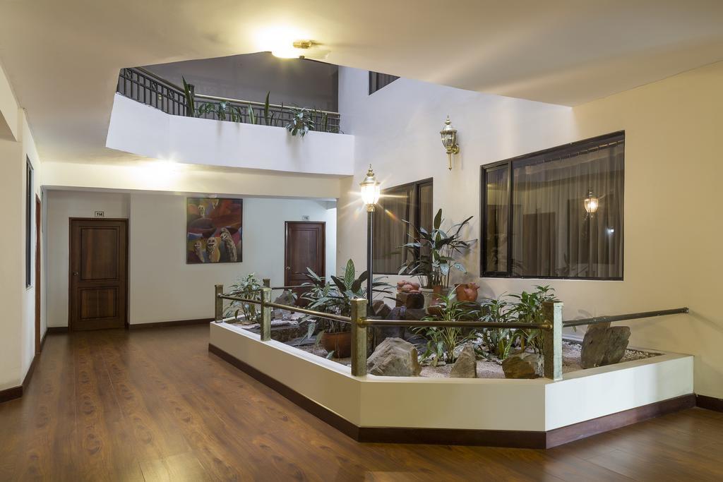Hotel Libertador Loja Exteriör bild