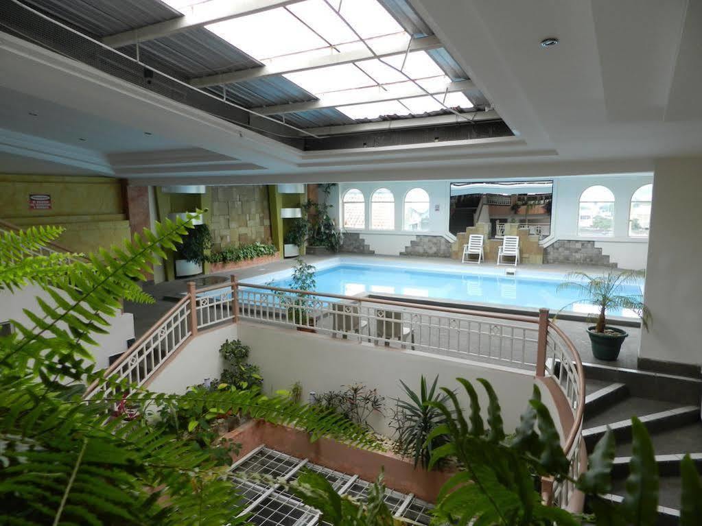 Hotel Libertador Loja Exteriör bild