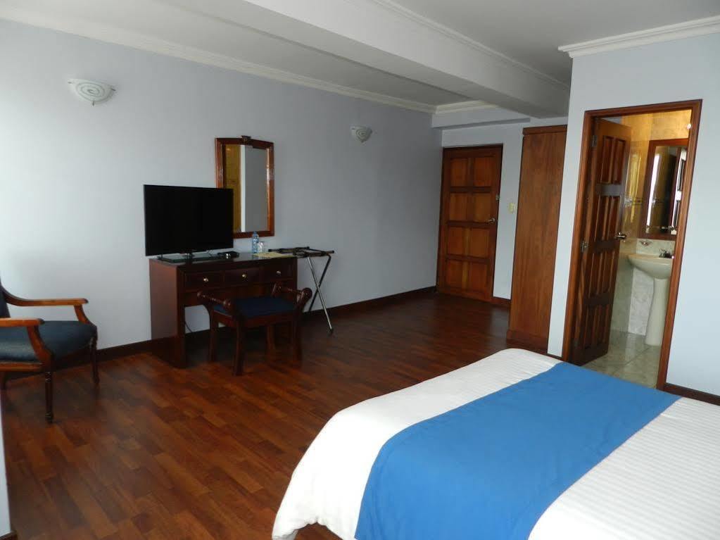Hotel Libertador Loja Exteriör bild
